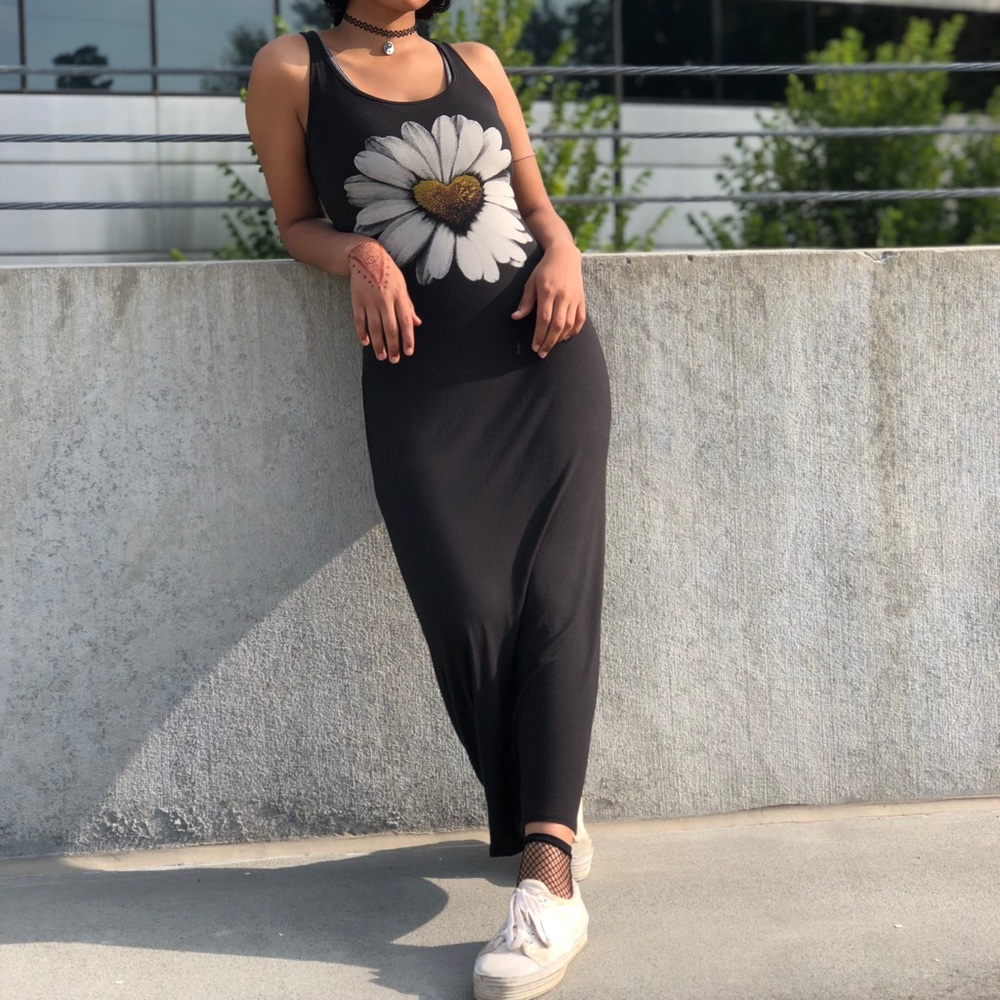 daisy maxi dress